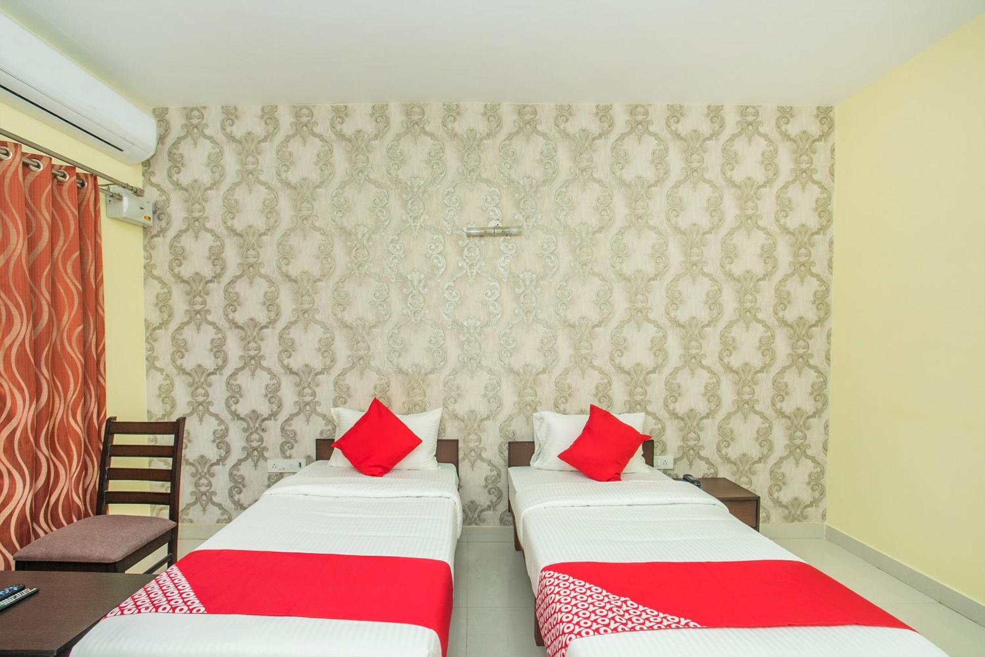 Hotel O Gymkhana Comforts Jālahalli Kültér fotó